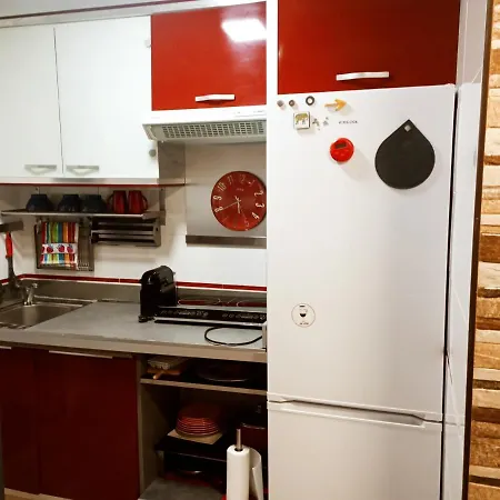 Precioso Apartamento 3 Habitaciones. Con Patio. *