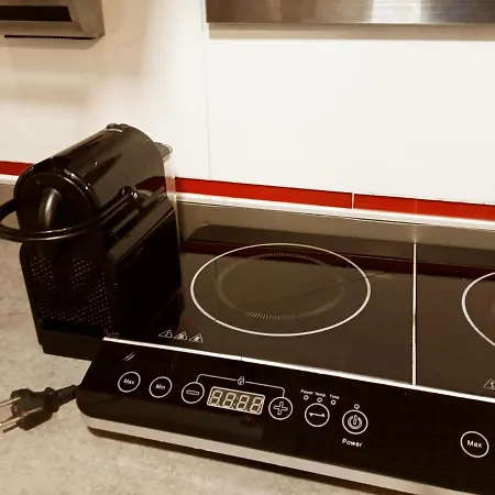 Precioso Apartamento 3 Habitaciones. Con Patio. *