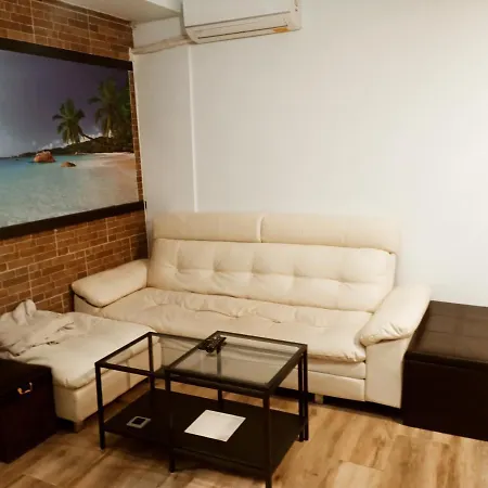 Апартаменты Precioso 3 Habitaciones. Con Patio. *