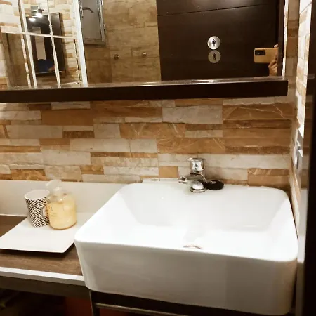 Precioso 3 Habitaciones. Con Patio. Апартаменты Камас